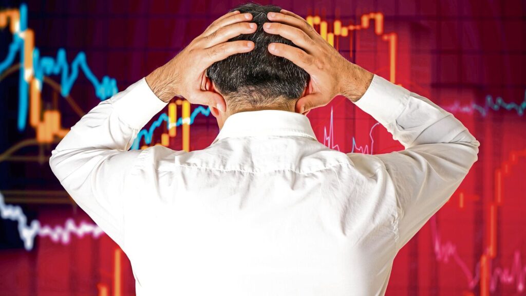 Global stock market crash: Is US recession fear for real? What should Indian stock market investors do? | Stock Market News